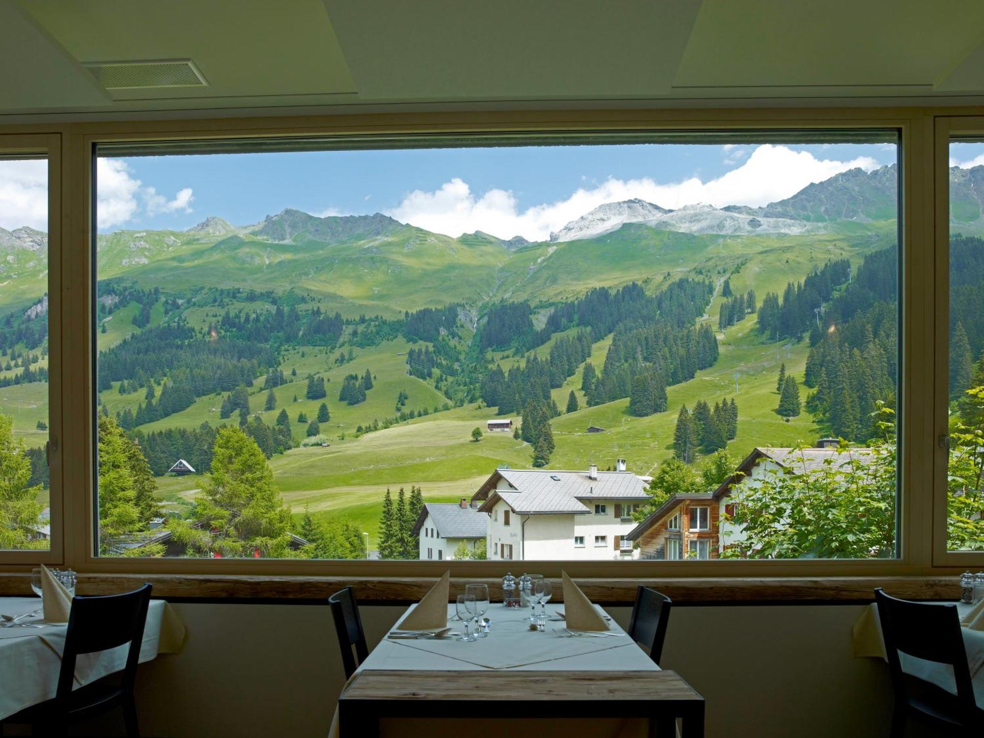 Hotel Alpina Parpan Luaran gambar
