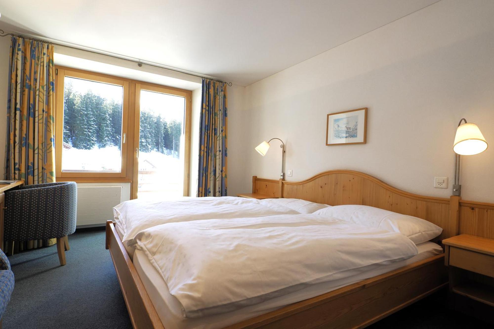 Hotel Alpina Parpan Luaran gambar