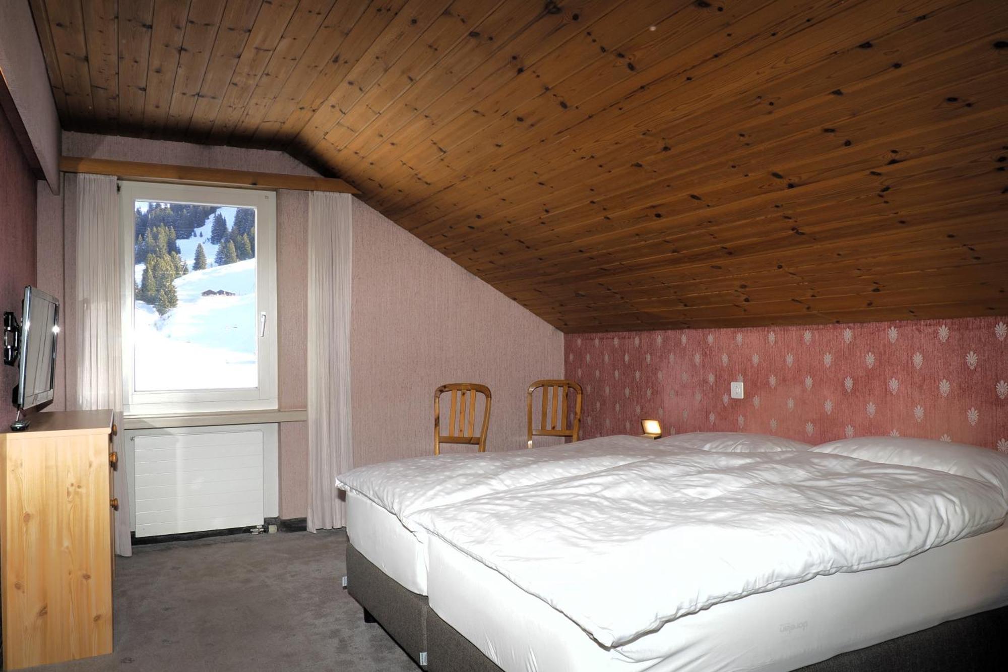 Hotel Alpina Parpan Luaran gambar